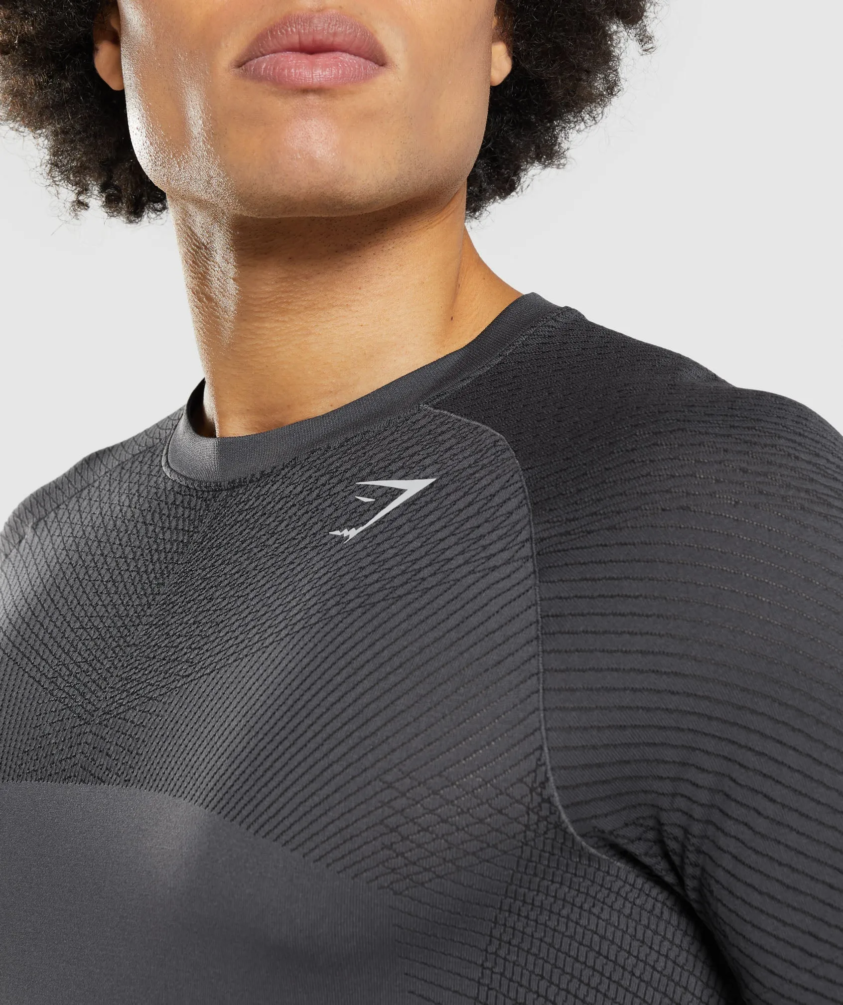 High-Performance Gymshark Apex Seamless T-Shirt in Onyx Grey/Black