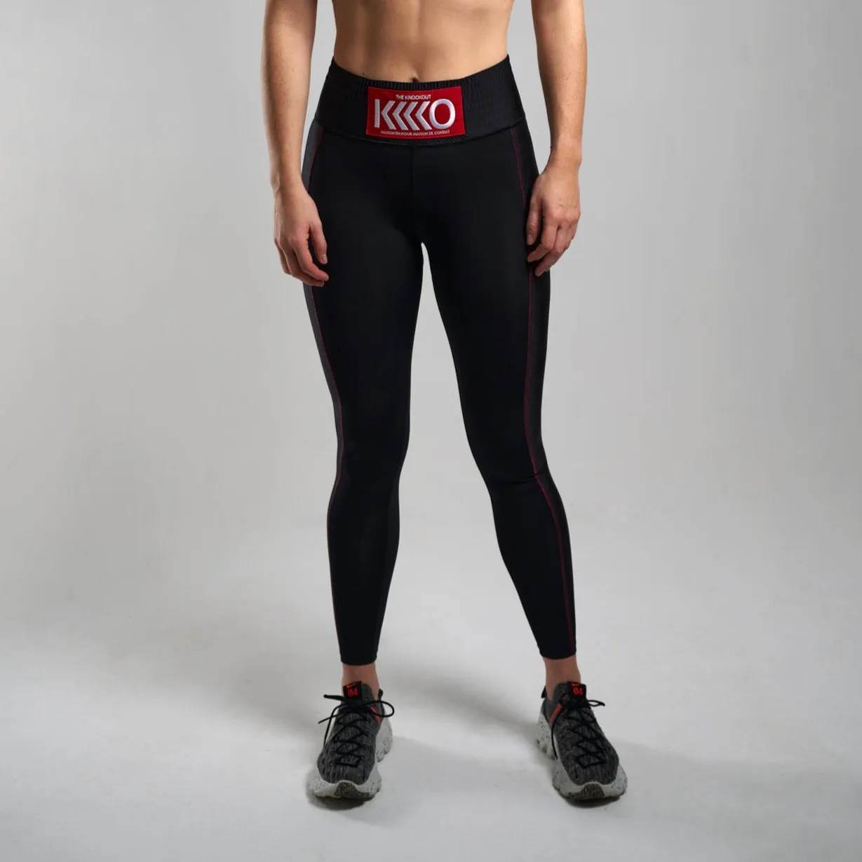 Kick-in legging in Black - Redd Edition