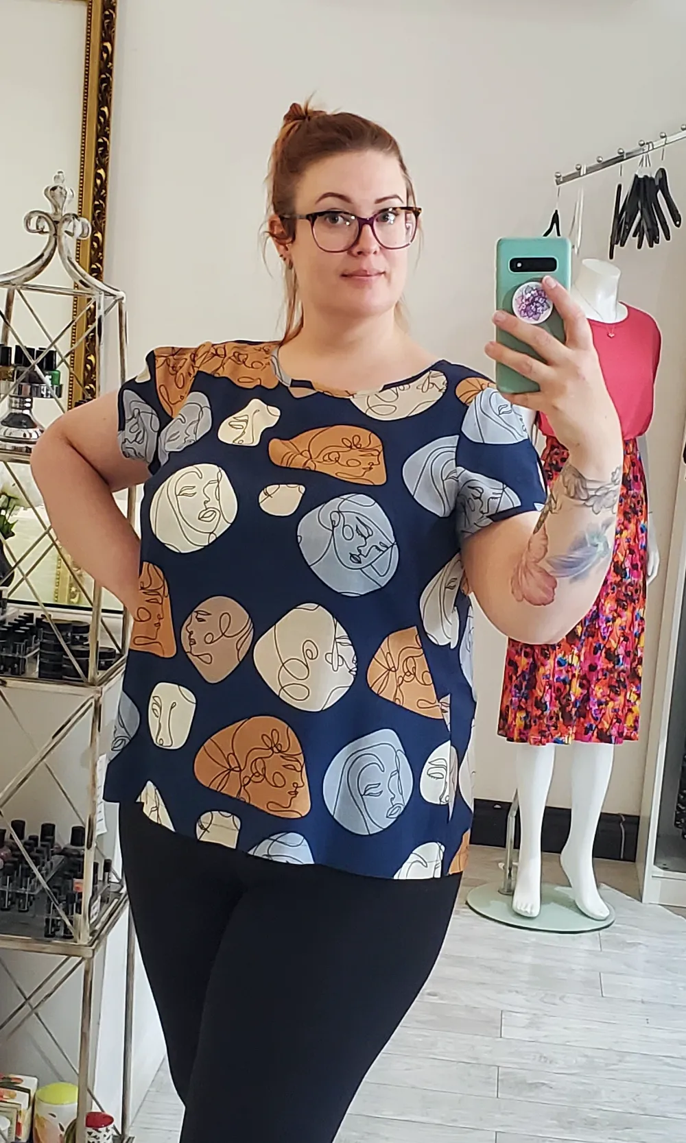 MARIOLA Faces Blouse (2cols)