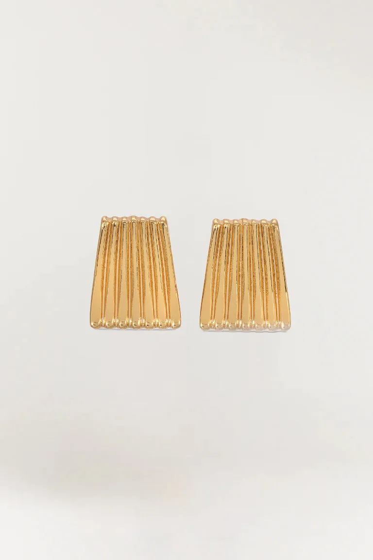 Ribbed Earrings