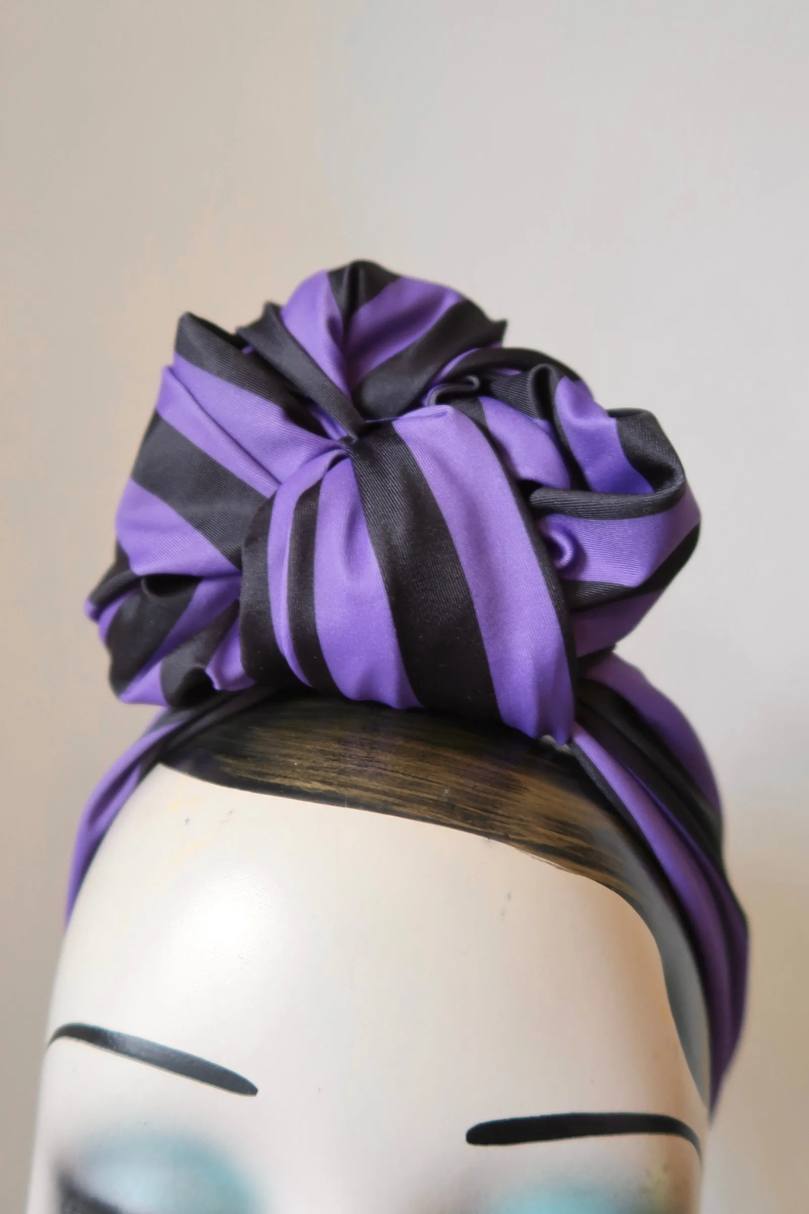 SLOUCHY KNOT Vintage Style Pre-tied Headband in Purple & Black Stripes 💚🖤💜
