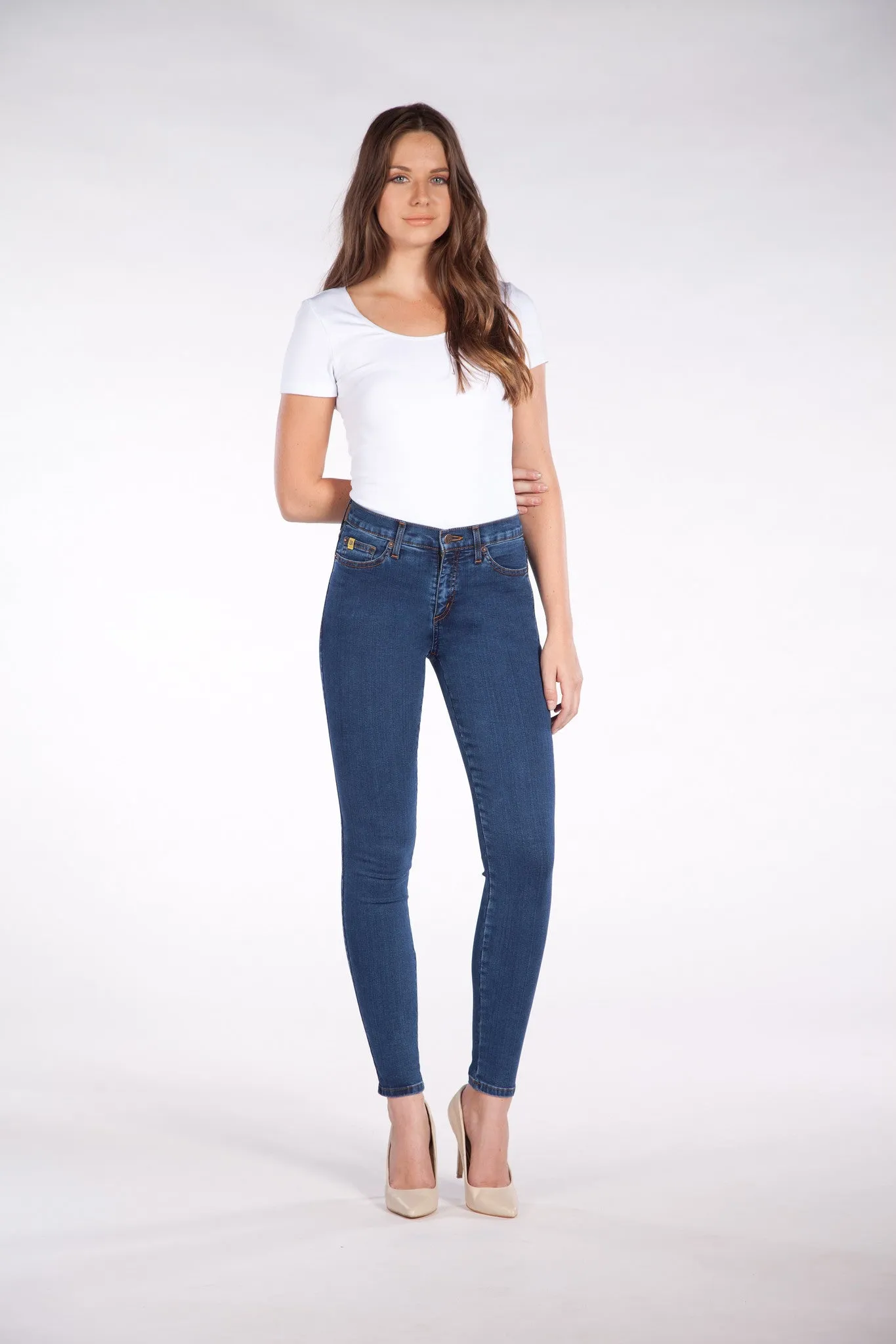 SWP14460R (Skinny Jeans)  Wear like a legging all season! Soft Denim