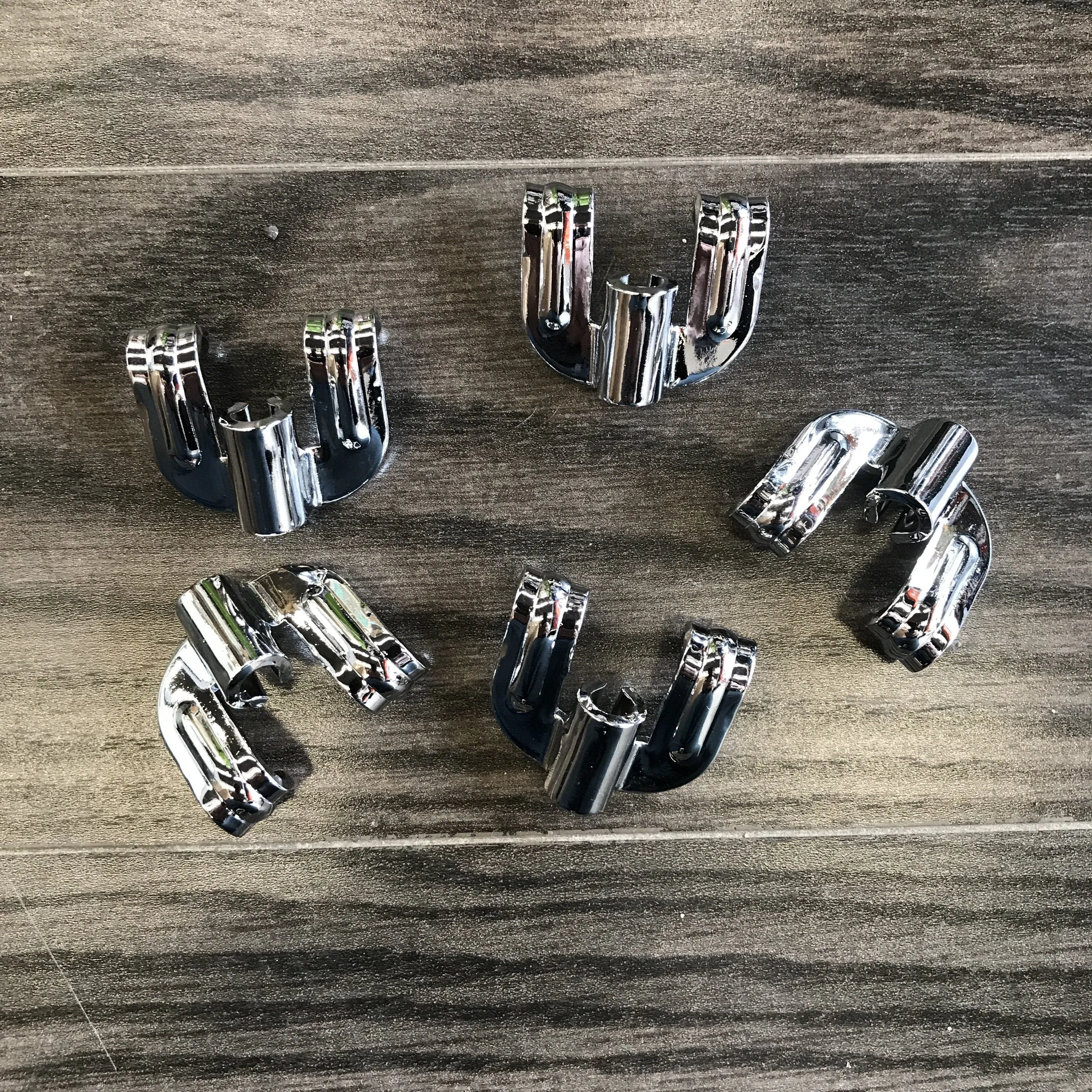 Wood Hoop Claw Hooks