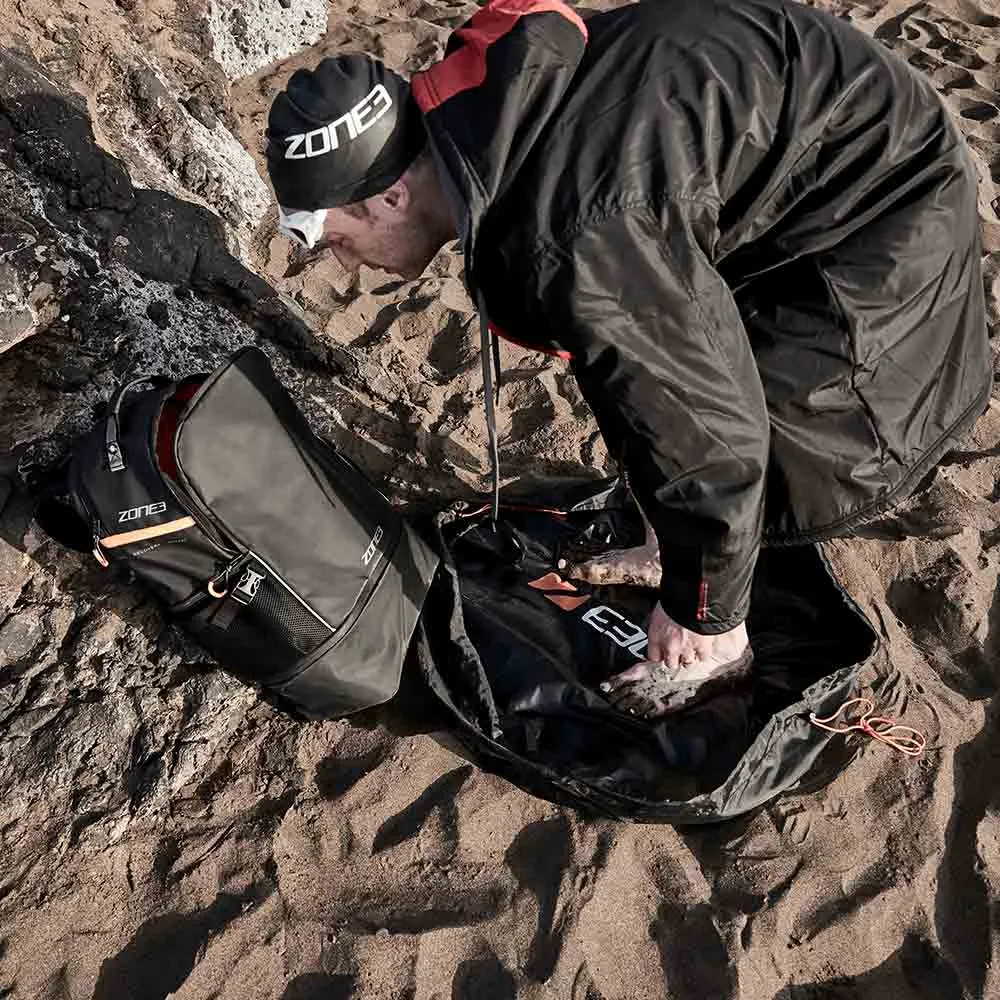 Zone3 | Wetsuit Changing Mat | Black